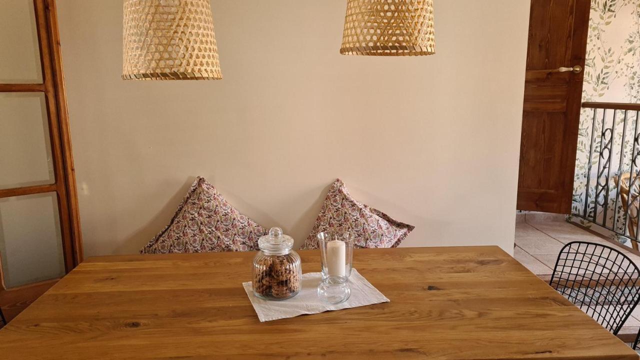 Casa Mon Villa Tiurana Bagian luar foto