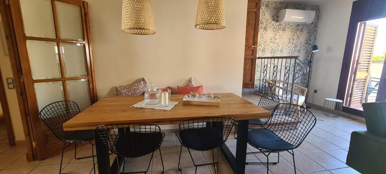 Casa Mon Villa Tiurana Bagian luar foto
